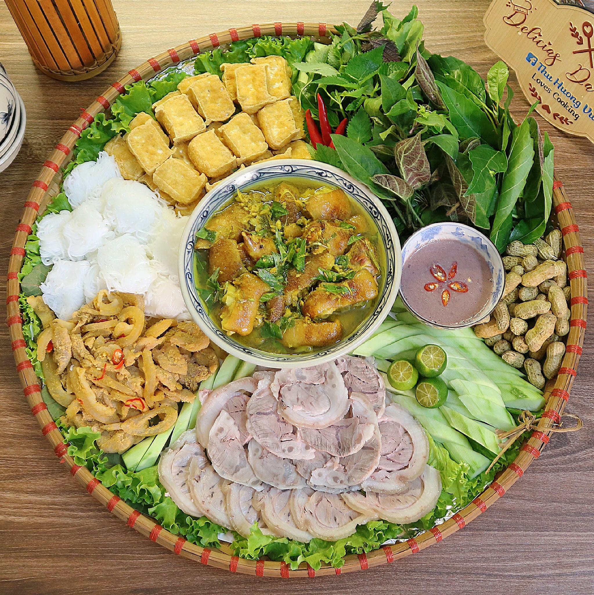 Thịt Ba Chỉ Luộc Cuộn Dưa Chuột